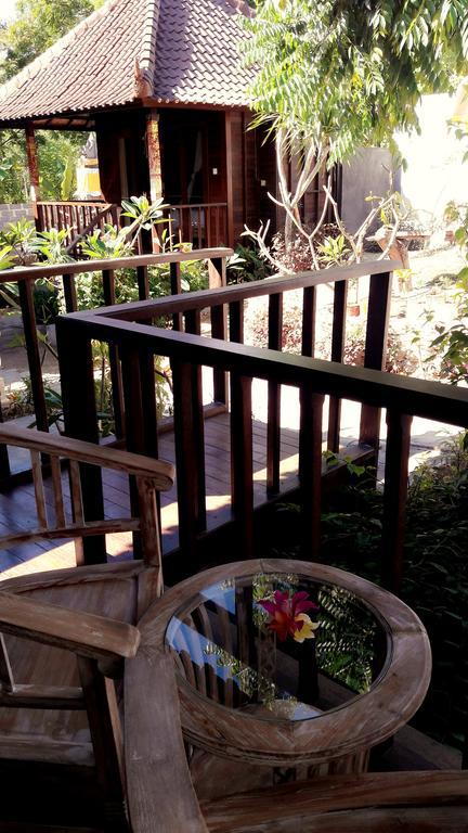 Lembah Bhucarya Hotel Nusa Lembongan  Exterior photo